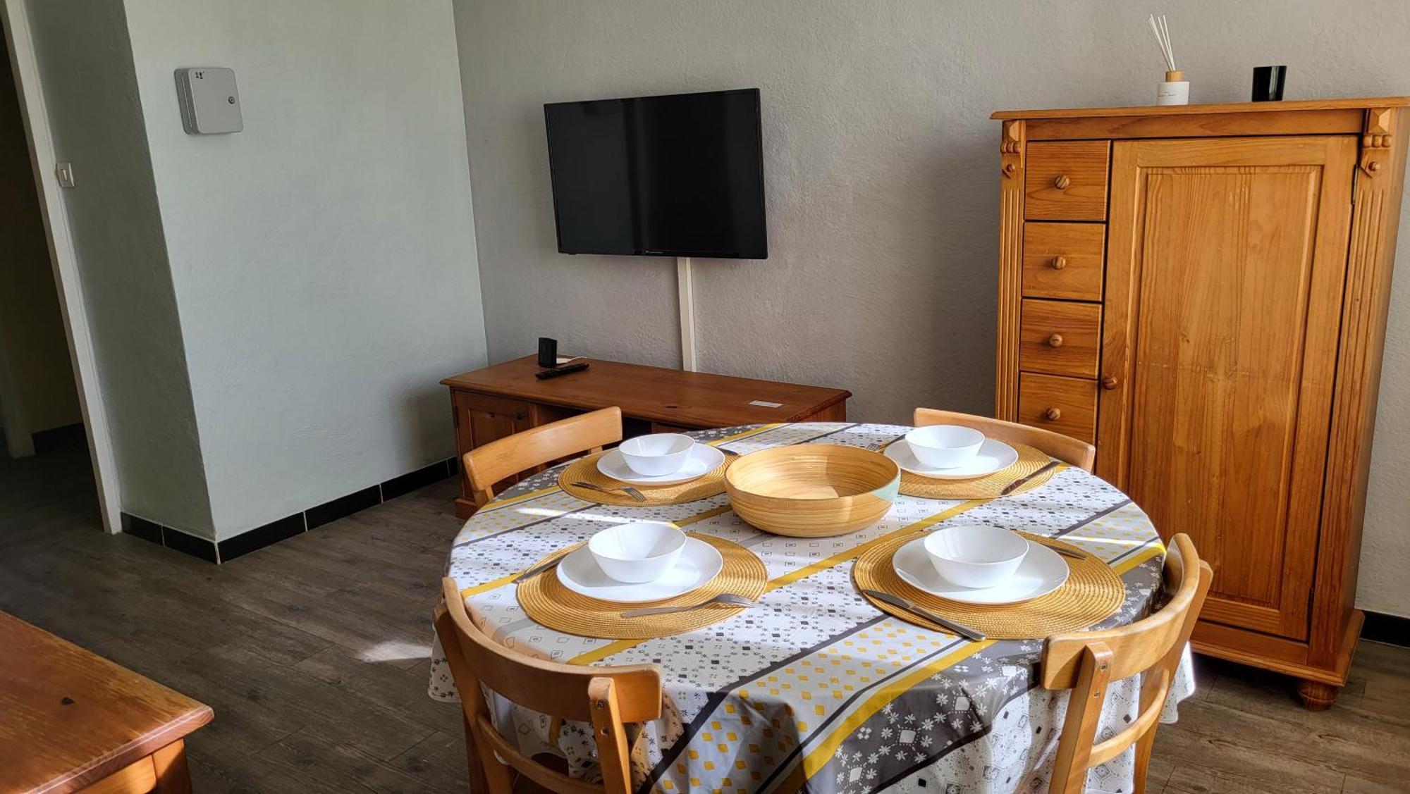 Les Tourterelles D'avignon Appartamento